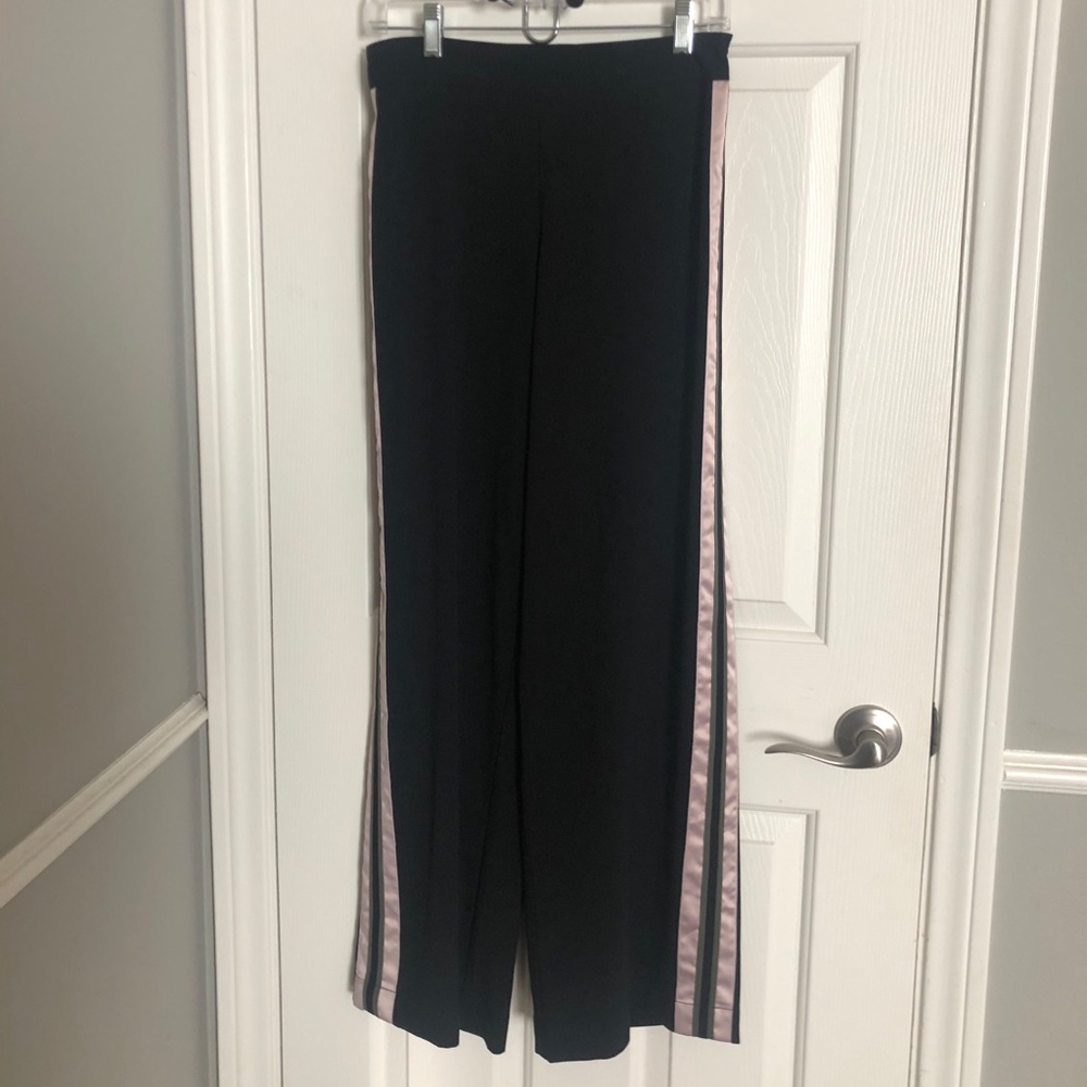 High waisted, wide-legged track style pants Guess